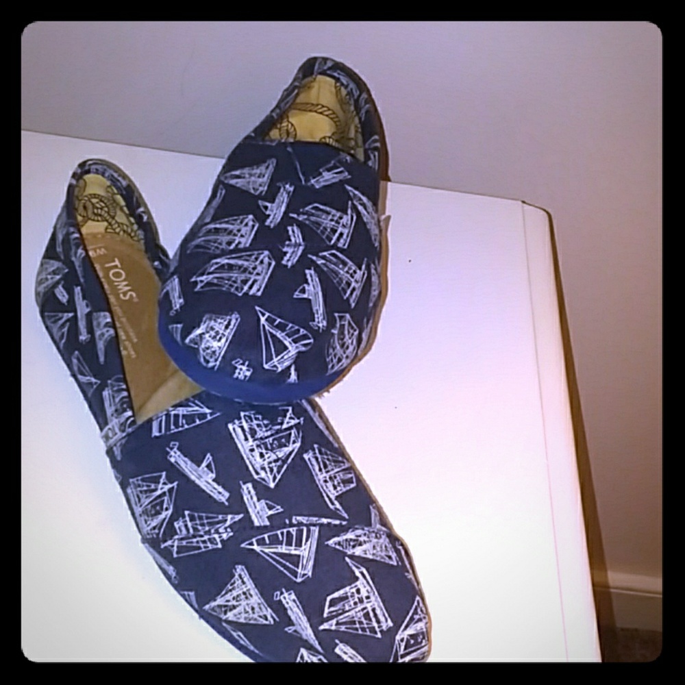 Navy Tom's with sailboats